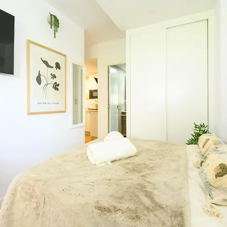 Apartment Estudio Con Parking Teatinos Living